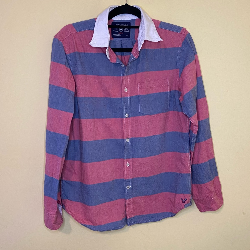 American Eagle Men’s Button Down Shirt Red Blue Wide Stripe Slim Fit